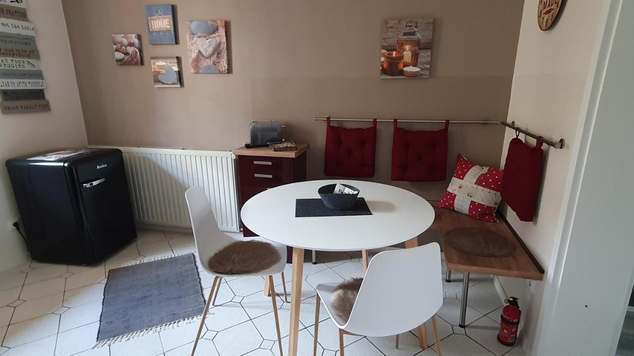Charming Oldtown City Apartment Worms Ngoại thất bức ảnh