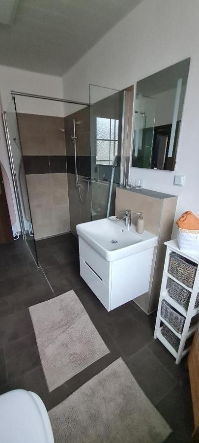 Charming Oldtown City Apartment Worms Ngoại thất bức ảnh